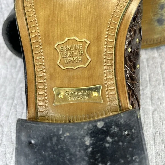 Giorgio Brutini genuine snake skin Men (9) extremely rare gold studs dress shoes